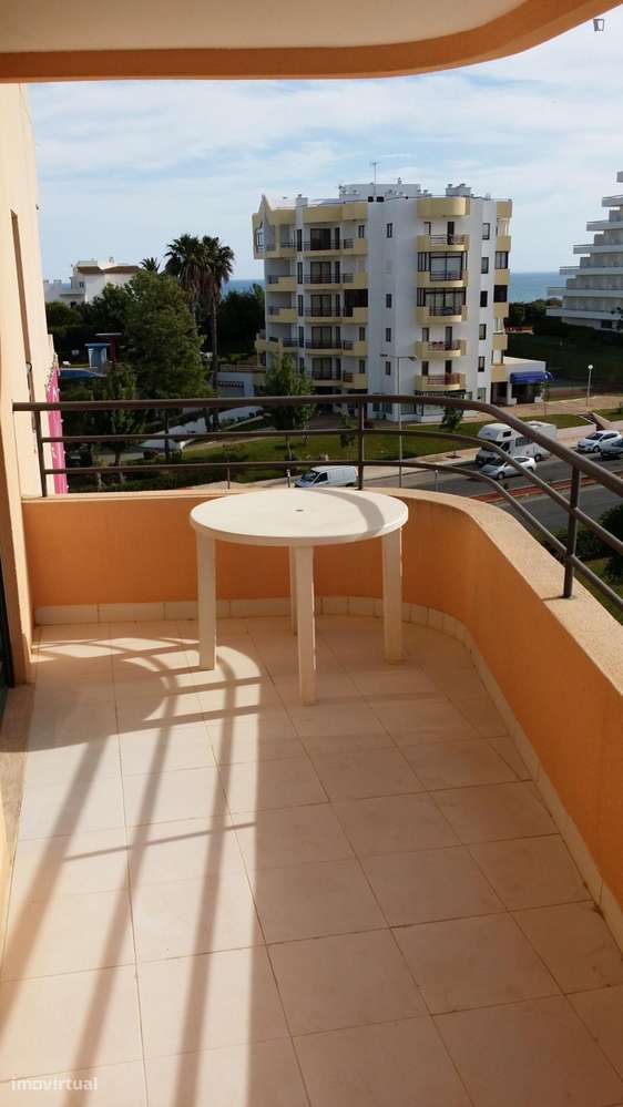 Apartamento com 3 quartos - localizado em Portimao - Grande imagem: 2/10