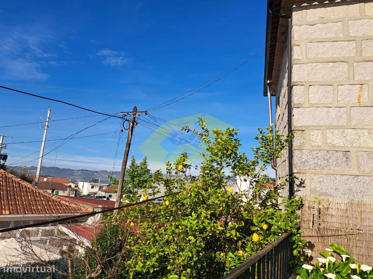 Moradia Bi-Familiar T2+T2 em Felgueiras ( 1 minuto do centro da cidade-11