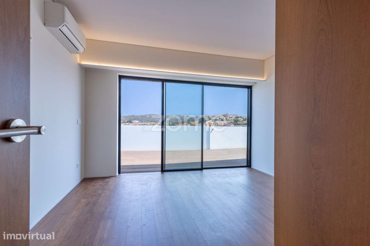 Apartamento T4 Duplex Novo no Prestigiado Edifício Alameda-15