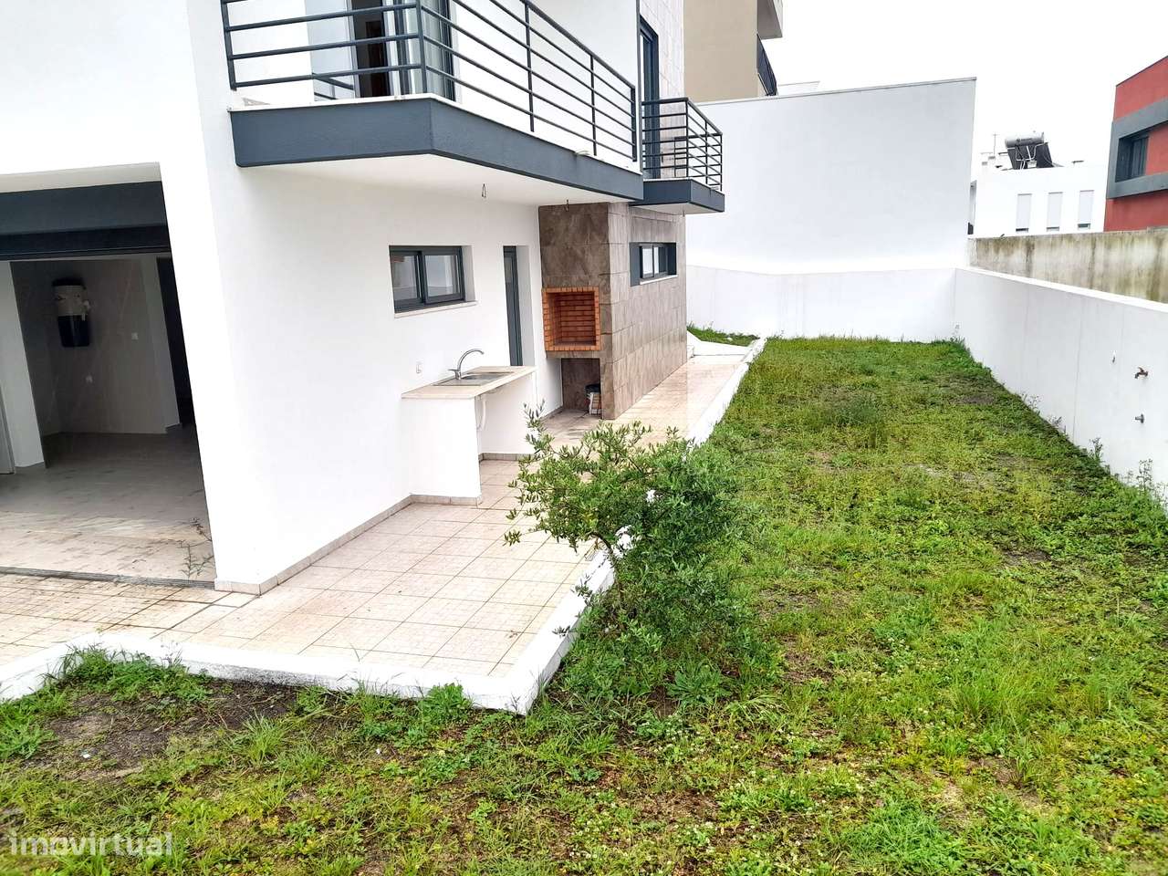 Magnifica Moradia no Centro do Feijó-9