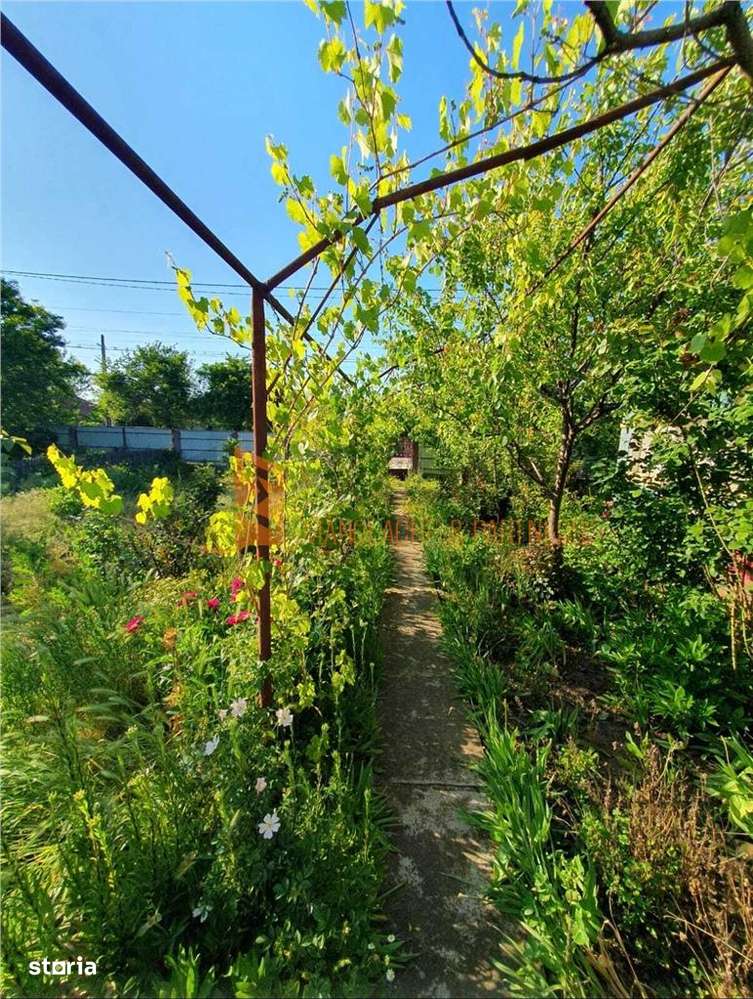 EXCLUSIVITATE! Casa din caramida + teren generos zona Florica - Imagine principală: 5/14