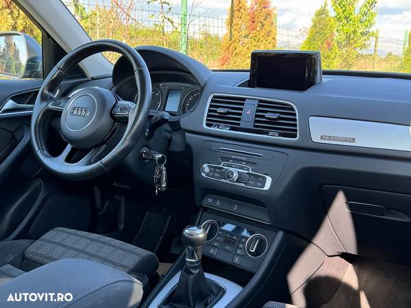 Audi Q3 2.0 35 TDI quattro S Line - 8