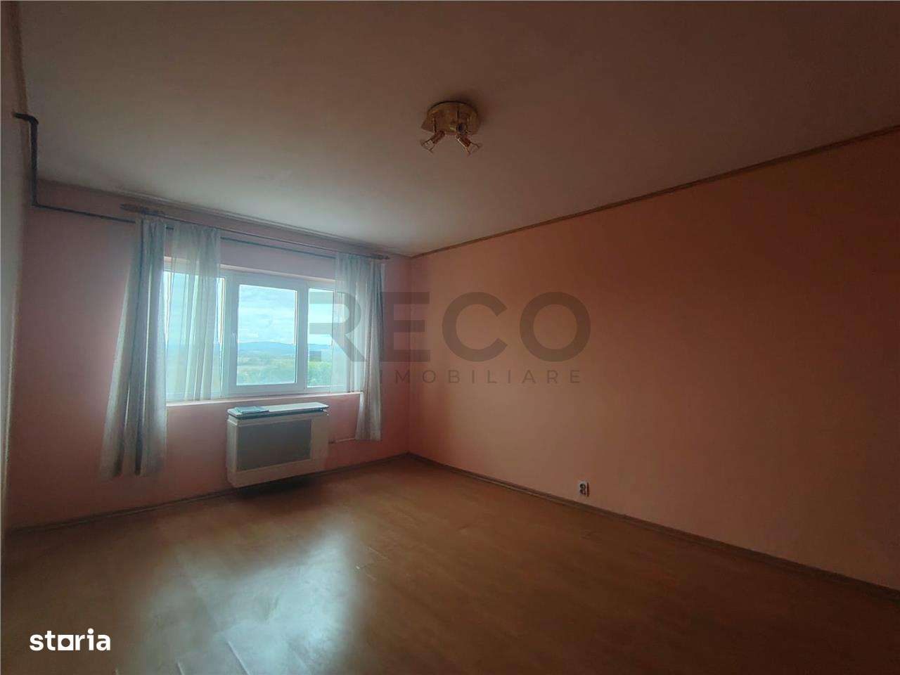 RECO Apartament 2 camere decomandat - Imagine principală: 4/8