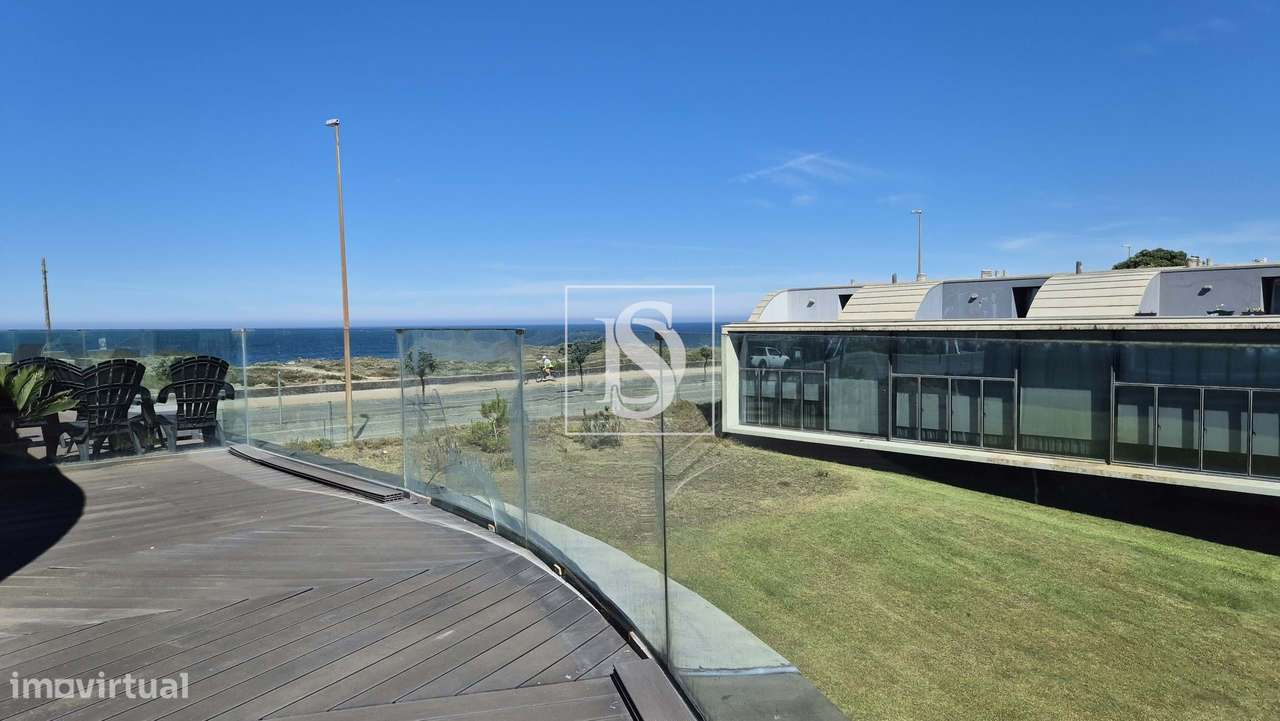 Moradia T3 em Cond. Fechado c/ PISCINA, em frente à PRAIA - Grande imagem: 3/30