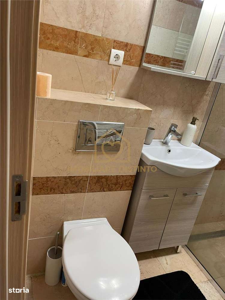 Apartament cu doua camere si loc de parcare - Imagine principală: 5/12