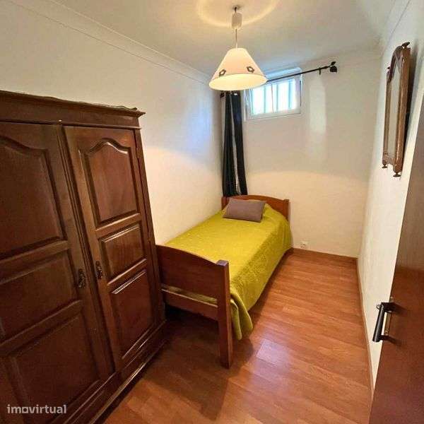 Moradia T4 - c/área para Reconstrução – Oportunidade - Grande imagem: 5/12