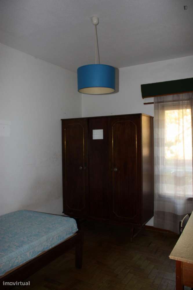 Quarto - localizado em São Jerónimo Coimbra - Grande imagem: 4/10