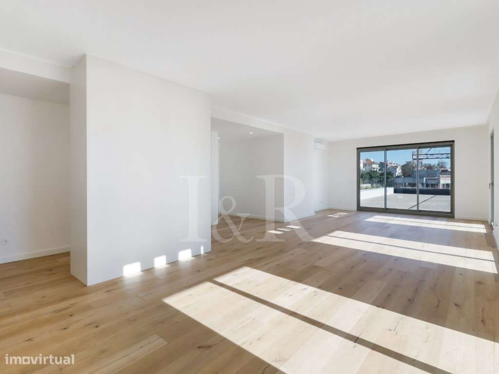 Penthouse T4+1 com terraço, piscina e vista rio no Dafundo, Oeiras-7
