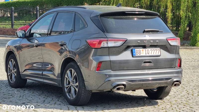 Ford Kuga 1.5 EcoBoost 2x4 ST-Line - 14