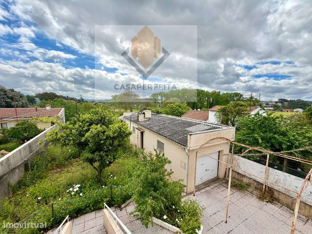 2 Andares Moradia T3 com Terreno, Anexo e Garagem - Avintes-37