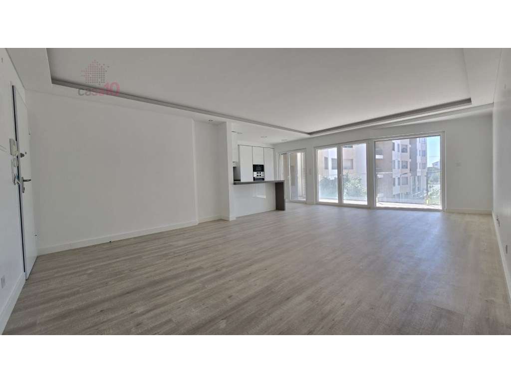 Apartamento T3 novo para arrendamento em zona nobre na Parede - Grande imagem: 3/32