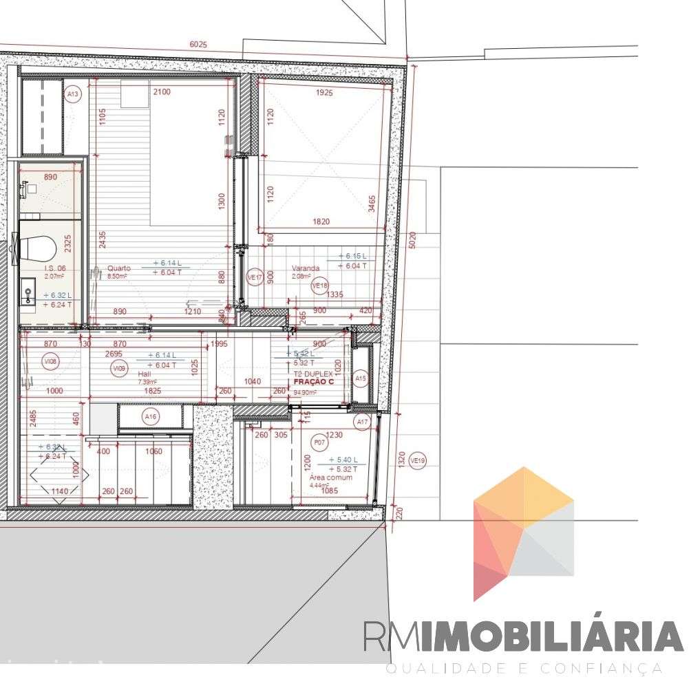 Apartamento Duplex T2 NOVO com Terraço na Constituição-7