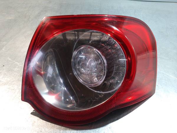 LAMPA TYLNA PRAWA VW PASSAT B6 3C9.945.096N KOMBI - 1