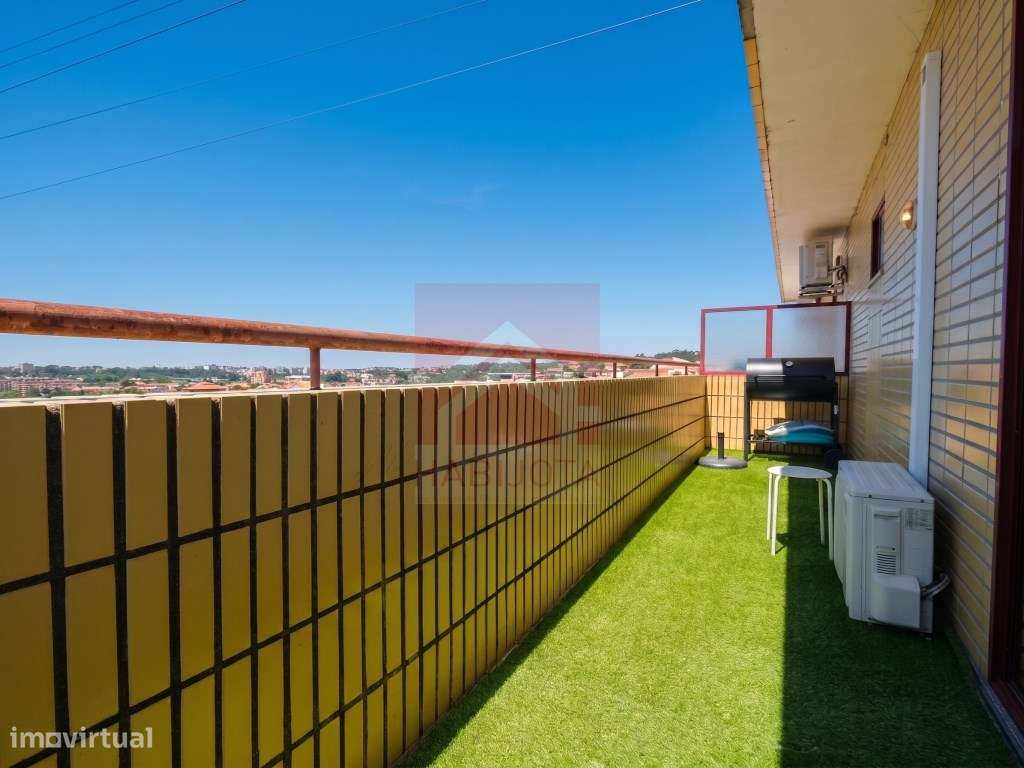 Apartamento T2 recuado em Fânzeres, Gondomar-22