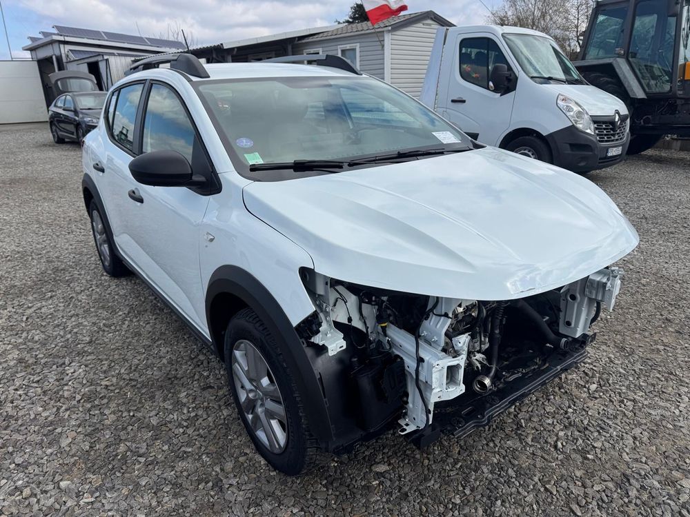 Dacia Sandero III TCe 90 Essential 2022
