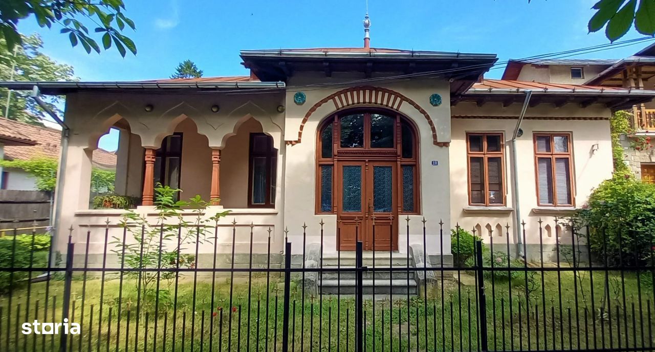 Casa de vanzare, ultracentral, Campina