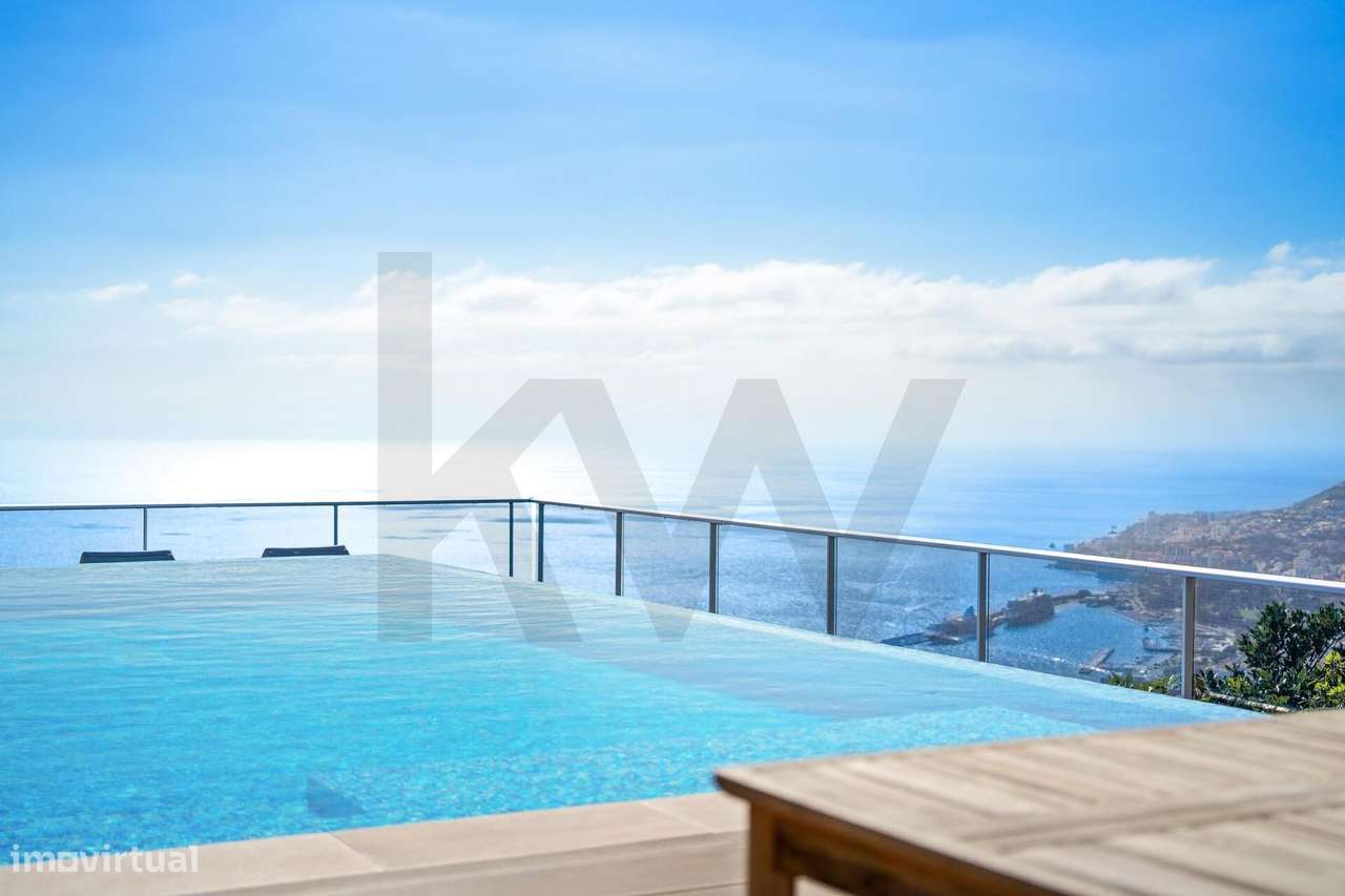 Moradia T4 com piscina e vista oceano, São Gonçalo, Funchal-9