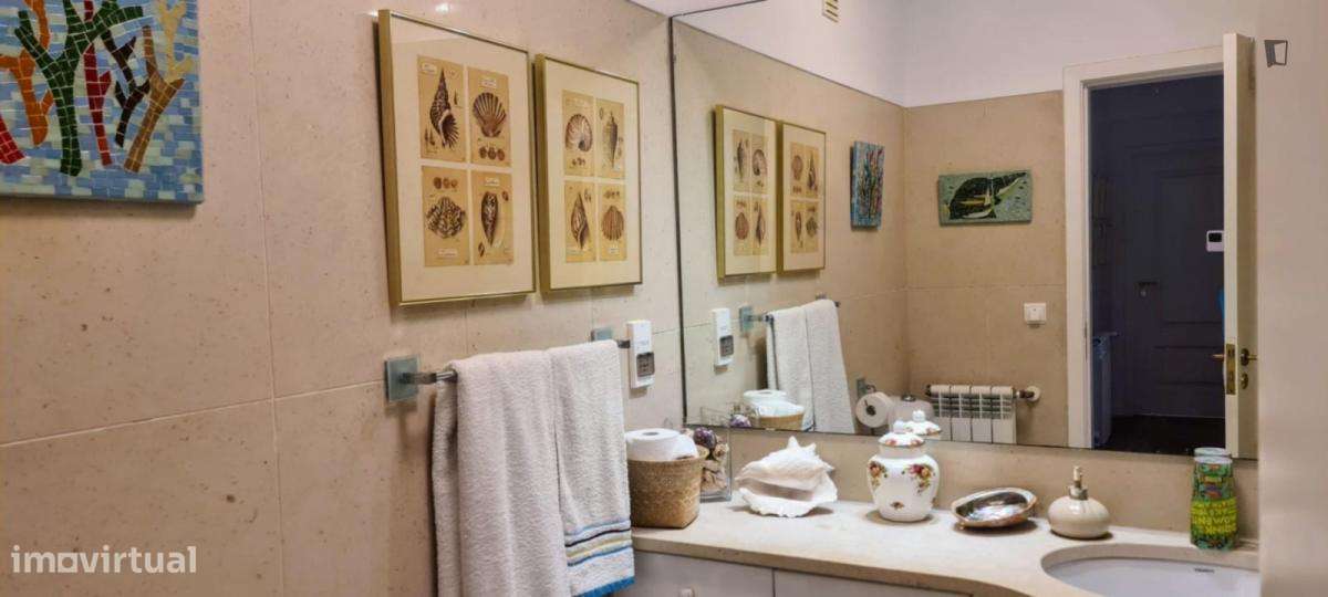 Quarto - localizado em Cascais Lisbon - Grande imagem: 5/6