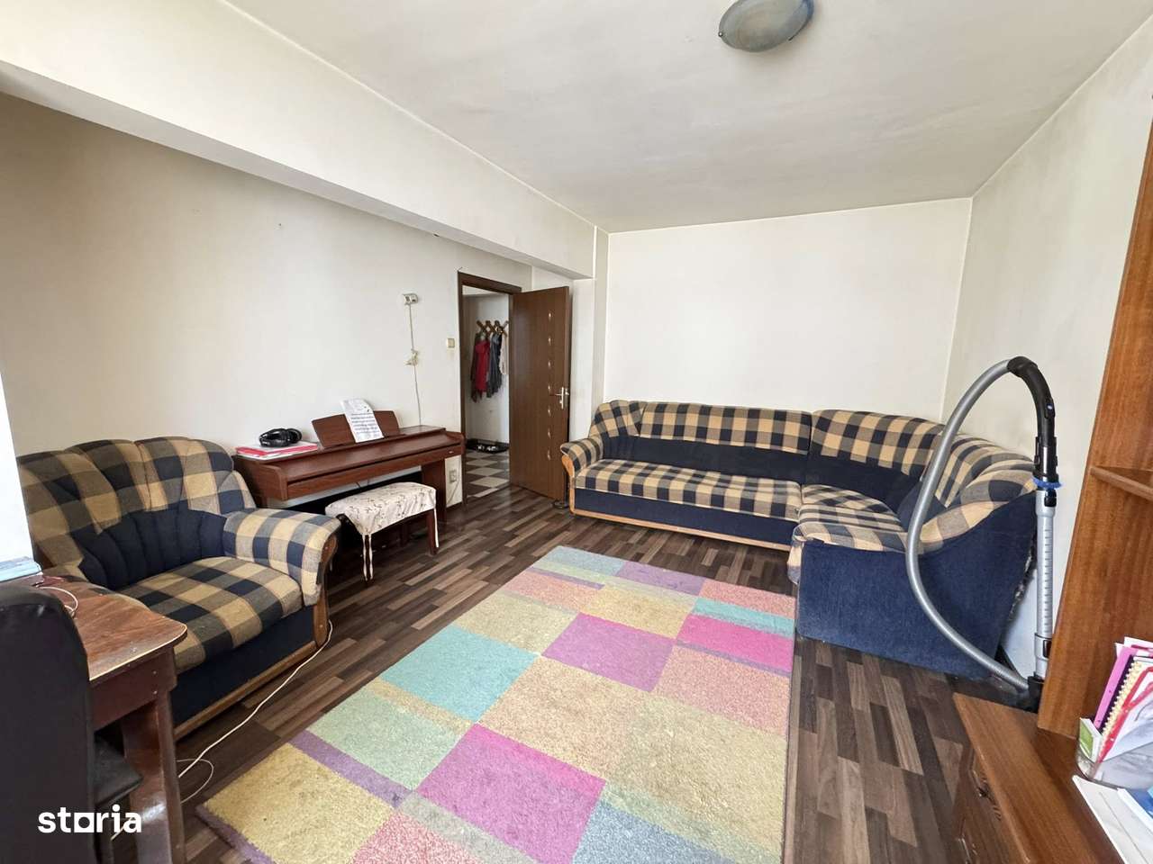 Apartament 2 camere decomandat balcon deschis si pivnita-1