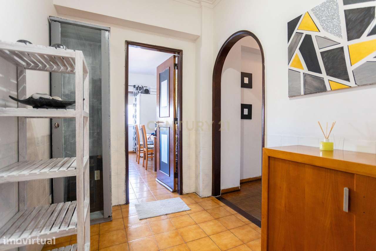 Apart. T2 com 96 m2 na Póvoa de Santo Adrião – Alameda Fernando Namora-4