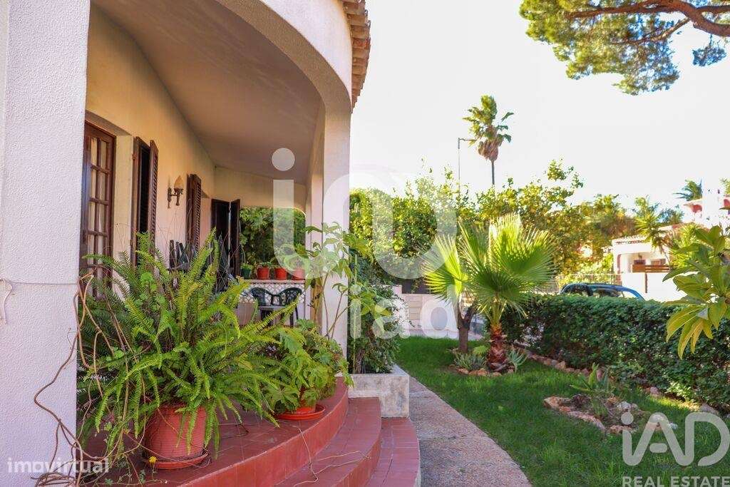 Moradia isolada T4 em Montenegro de 144 m2 - Grande imagem: 4/35