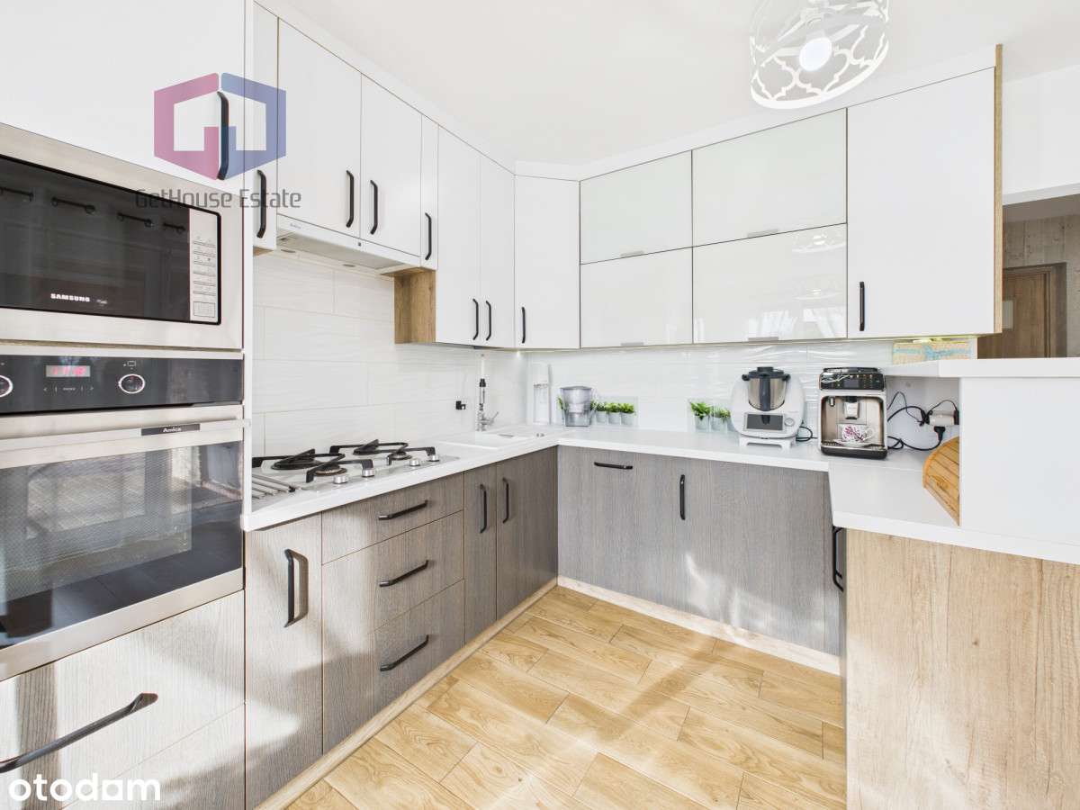 Dom bliźniak z dużą działką w Bartągu-3