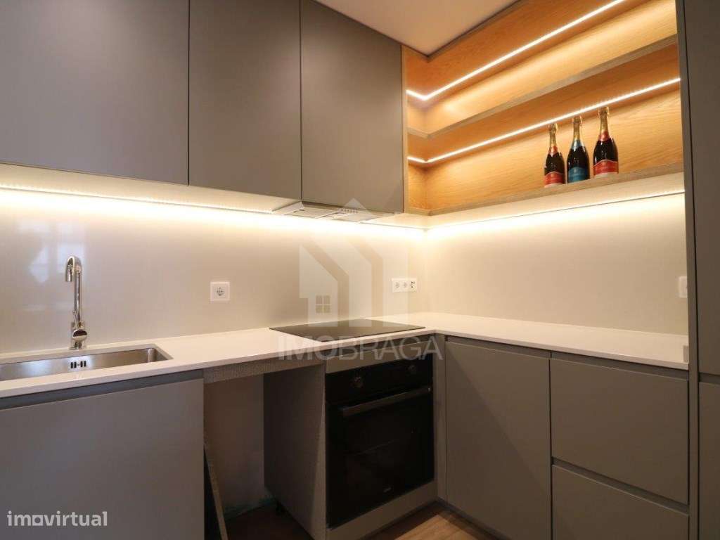 Venda de Apartamento T0 Novo, Mobilado e Equipado - Centro de Braga...-6