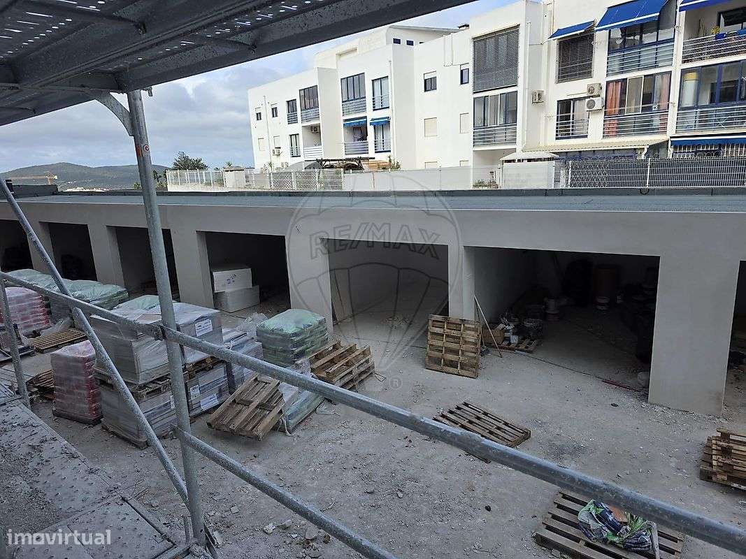 Garagem  para venda - Grande imagem: 2/3