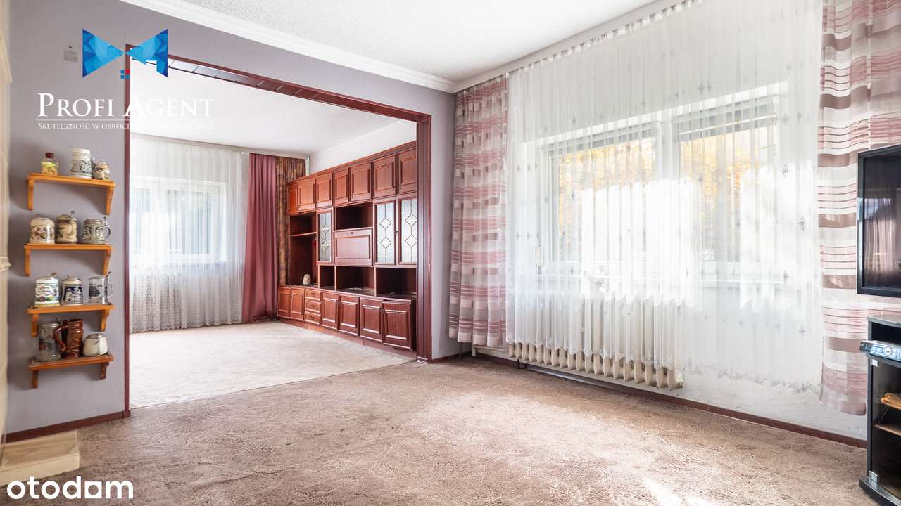 Przestrzeń do życia i oddechu – dom z garażem i zieloną działką-5