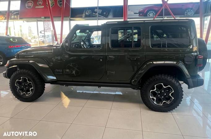 Jeep Wrangler - 11