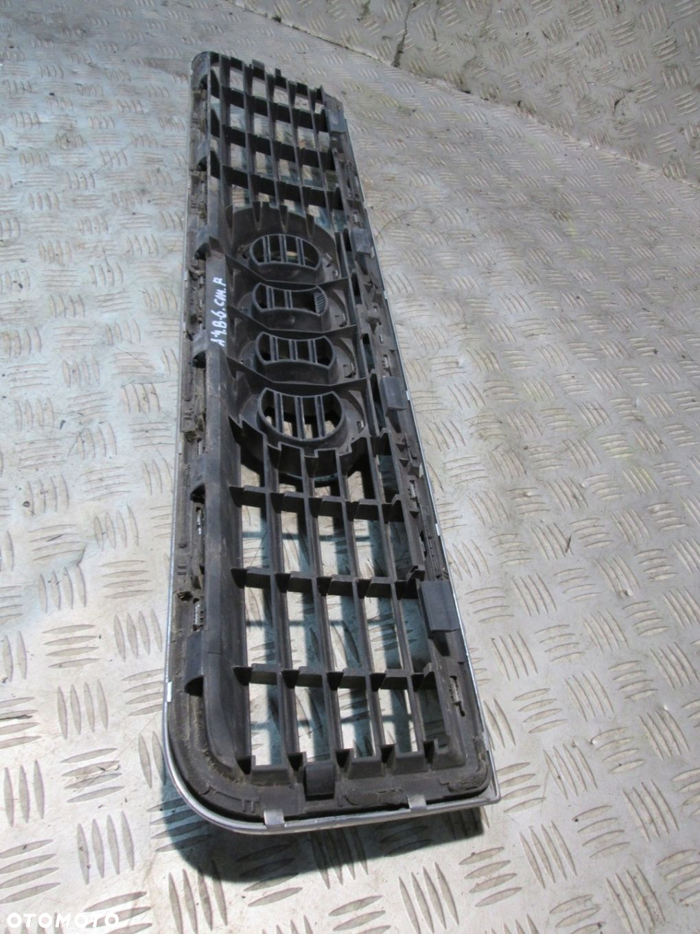 GRILL ATRAPA AUDI A4 B6 8E0853651F - 2