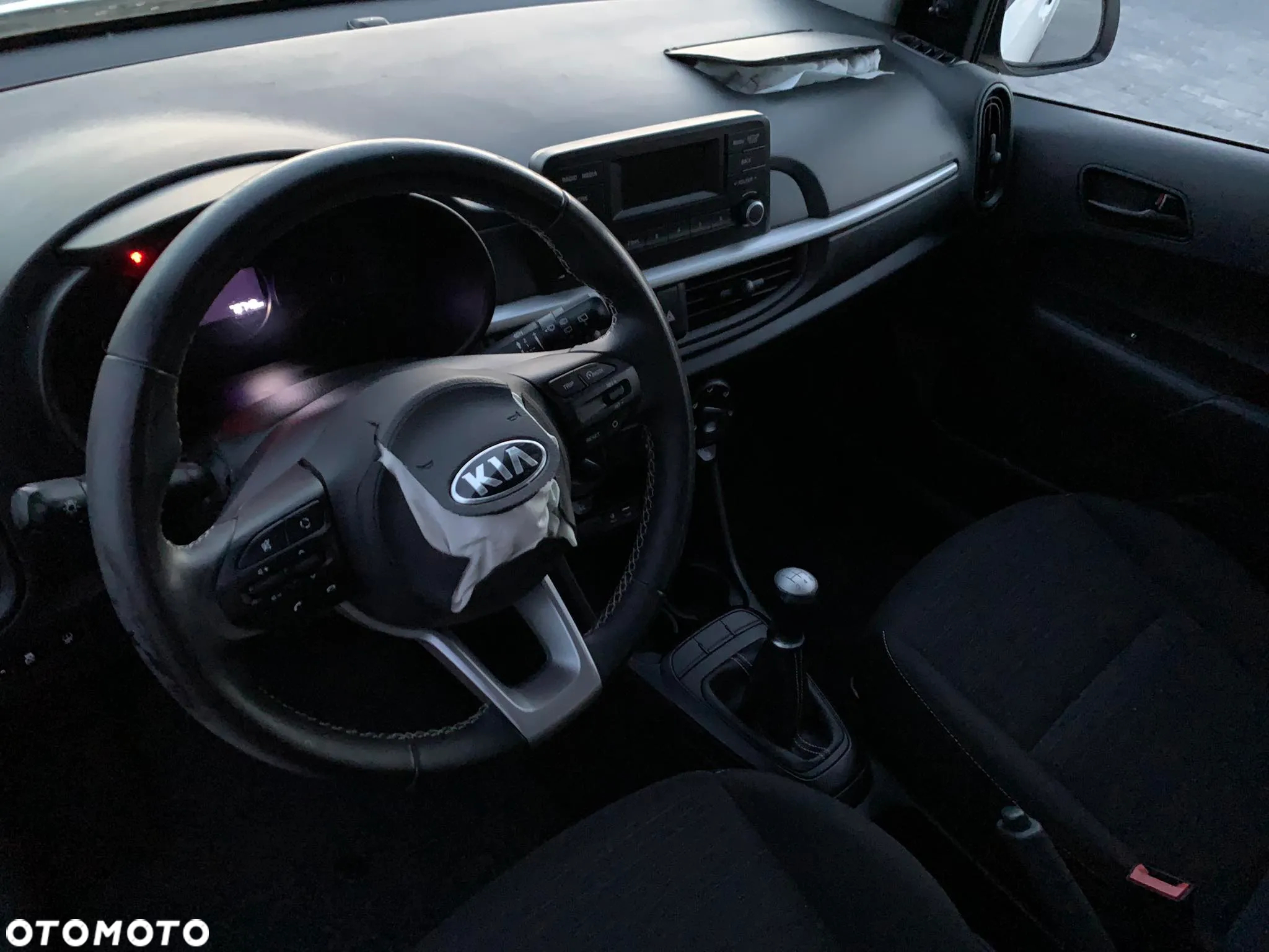 Kia Picanto 1.0 L - 8