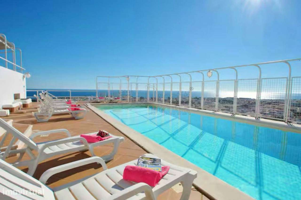 T4 no Algarve com Piscina Privativa e Vista Mar-7
