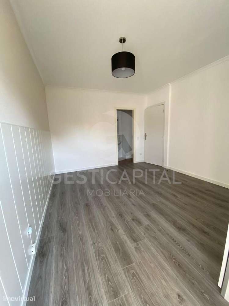 Apartamento T3 com lugar de garagem no centro do Marco de Canaveses-15