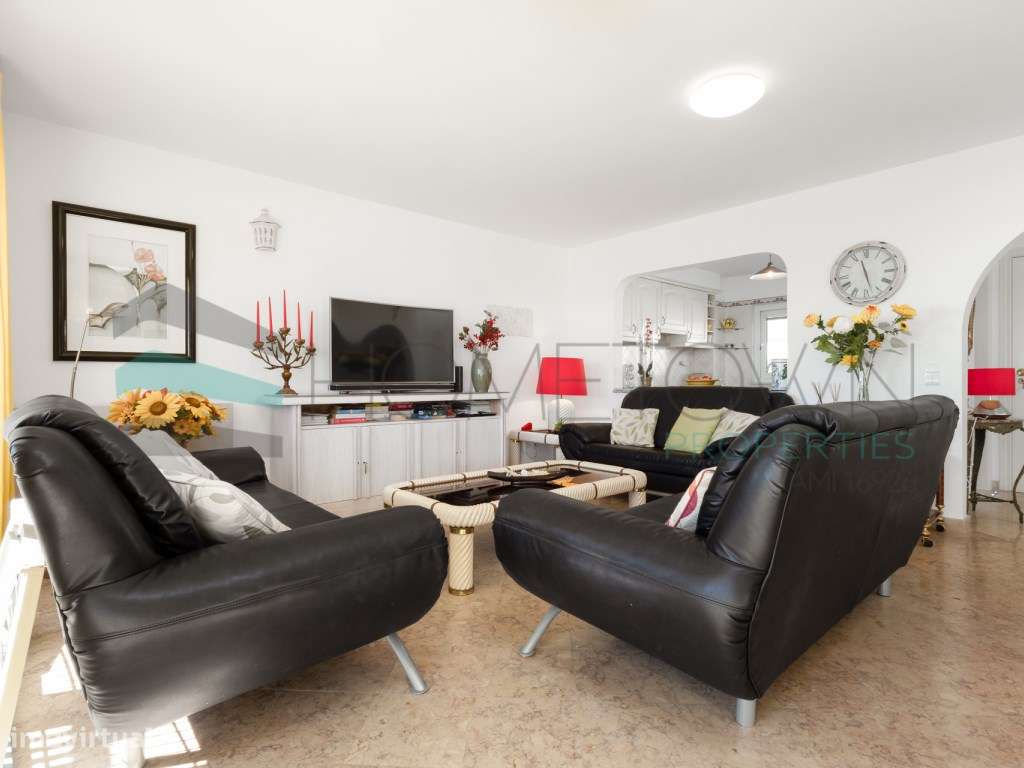 Apartamento Duplex com Terraço Panorâmico e Acesso Privado à Praia-...-6