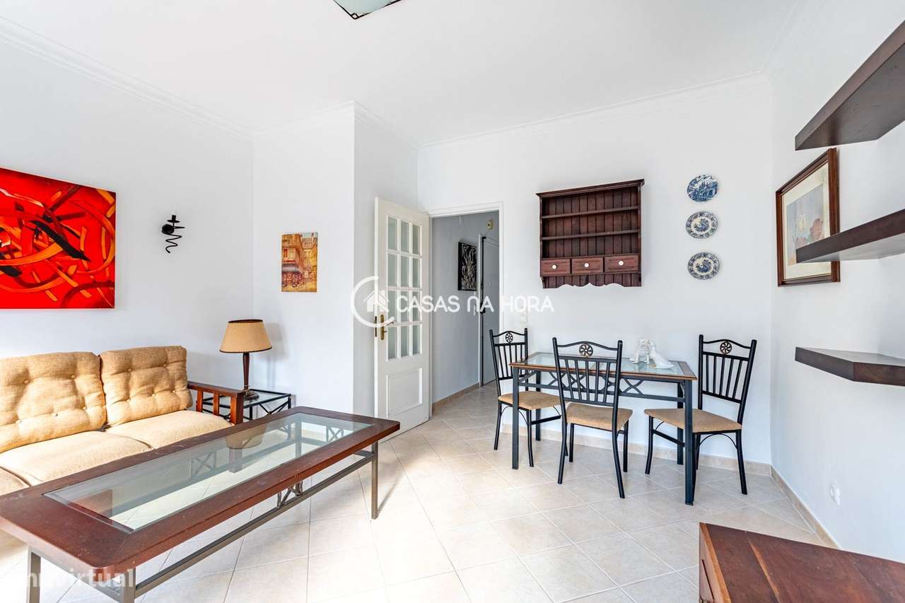 T1 mobilado no centro de Algés - Grande imagem: 5/21