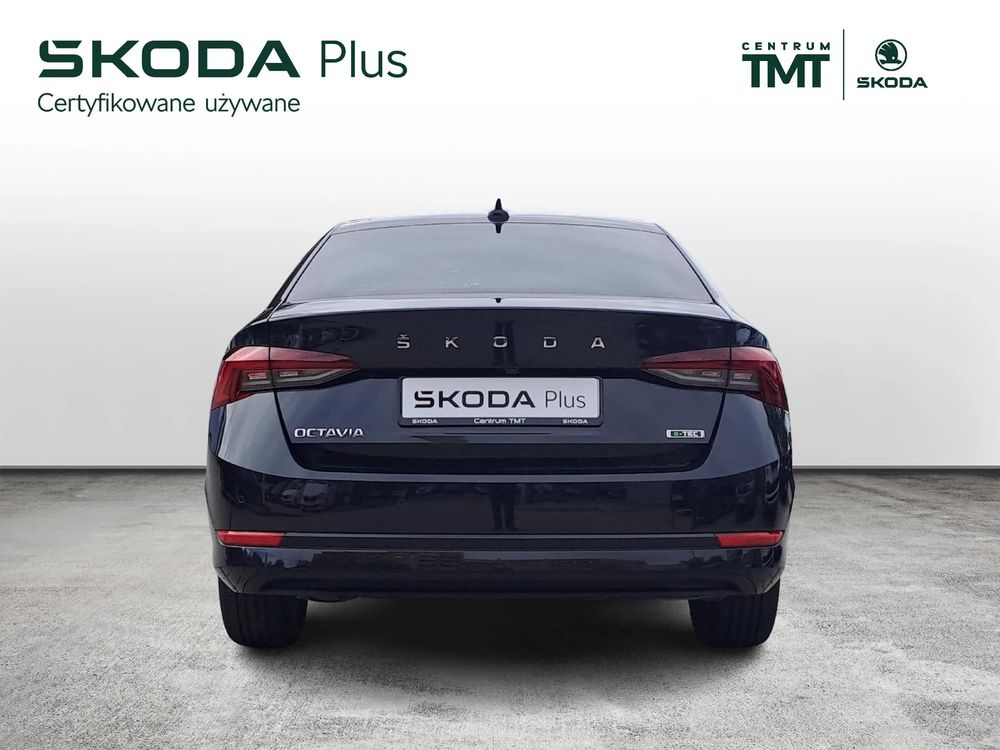 SKODA OCTAVIA Aktywny Tempomat 3 Strefowa Klimatyzacja Gniazdo 230V Łopatki VAT23%