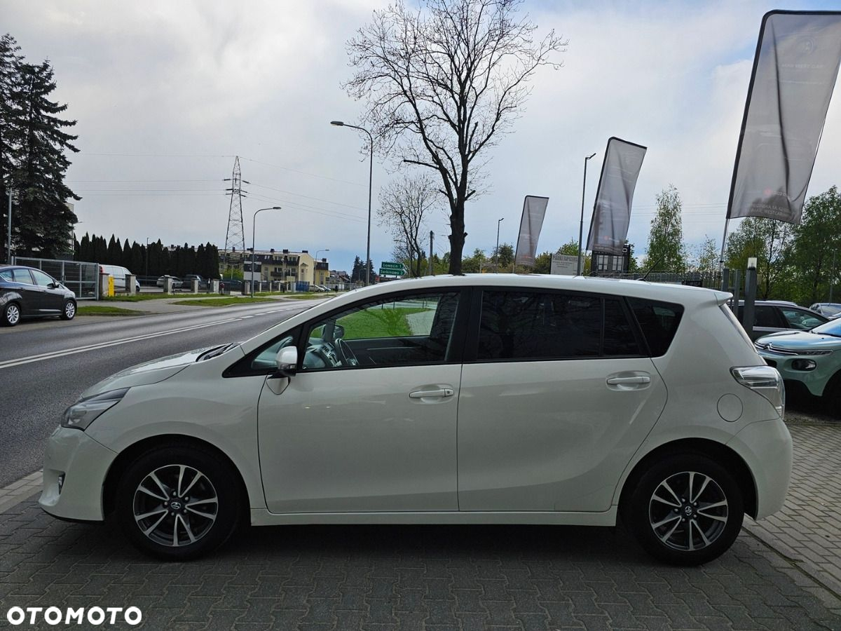 Toyota Verso - 10