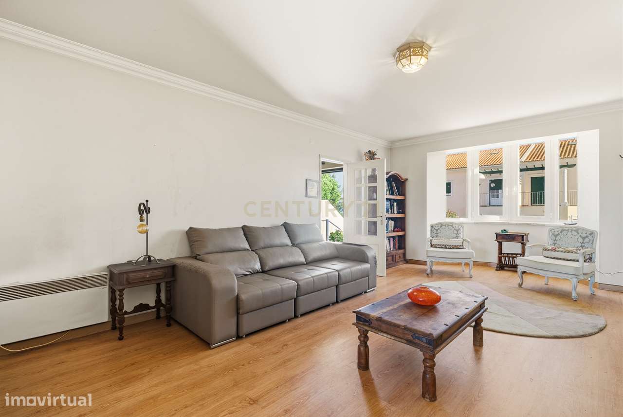 Moradia T3 com piscina e vista campo em Localização Privilegiada-8