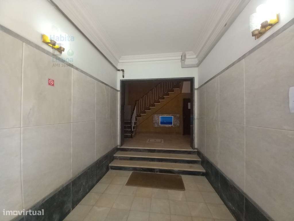 T4 Remodelado no Laranjeiro: Modernidade e Centralidade-11