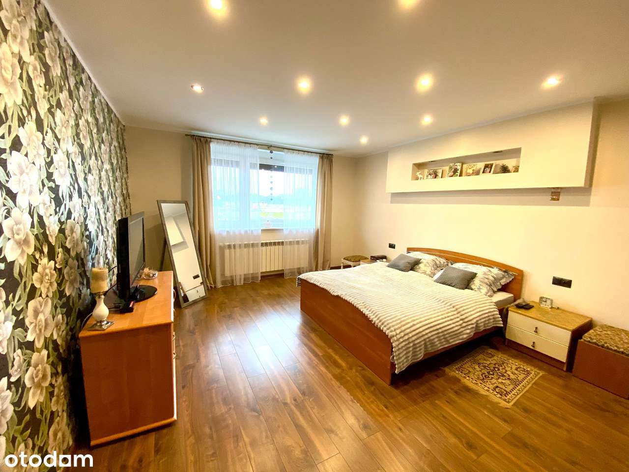 Gospodarstwo - dom 220 m2 z kompleksem budynków prod.-magazynowych.-13