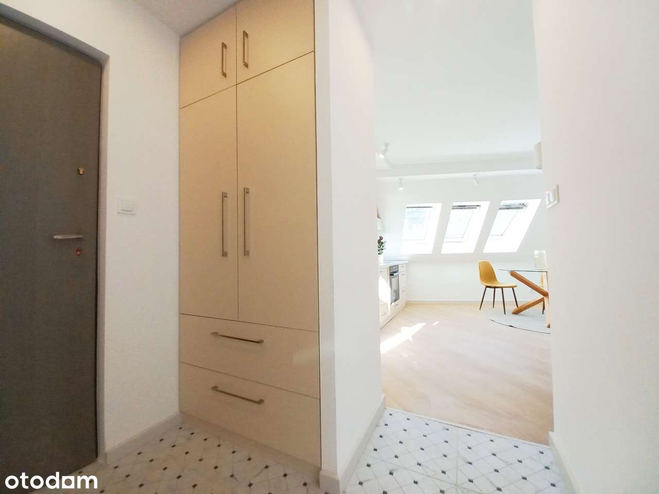 1.5km od Rynku/ NOWE/ pod klucz/ klimatyzacja/ bez PCC-14