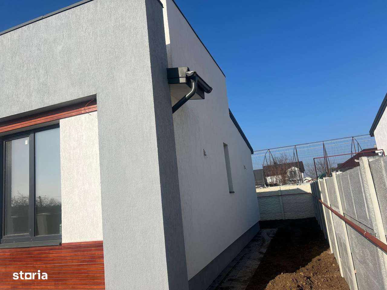 Casa de Vanzare Strada Lacramioarei, Comuna Berceni, Judetul Ilfov - Imagine principală: 5/10