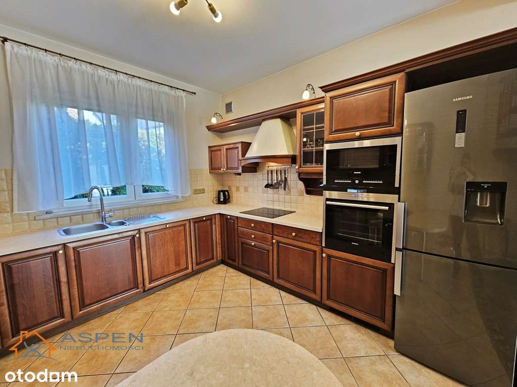 Kameralne osiedle, 4 sypialnie, 2 łazienki, garaż klimatyzacja - Pełny obrazek: 4/20