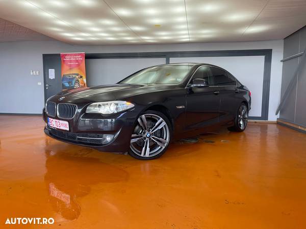 BMW Seria 5 525d xDrive - 1