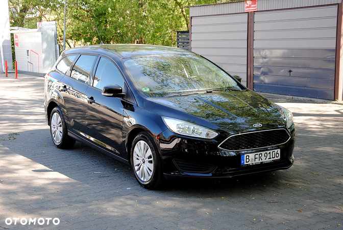 Ford Focus 1.6 SYNC Edition - 4