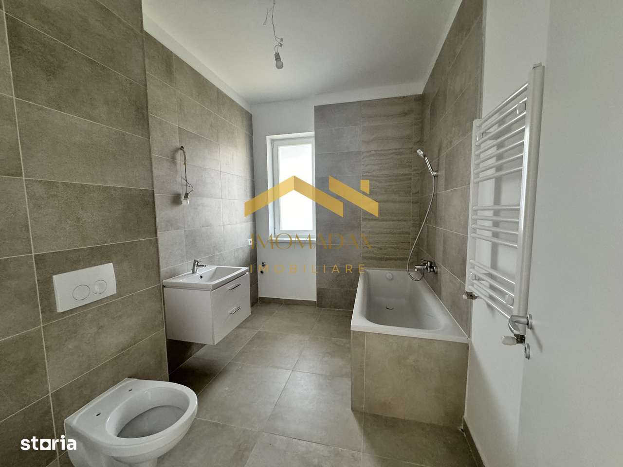Apartament - 2 camere- etaj 1- torontalului - Imagine principală: 3/11