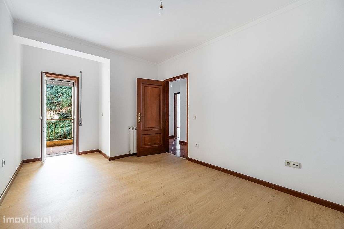 Apartamento T3 parcialmente renovado a 175.000€ - Grande imagem: 4/17