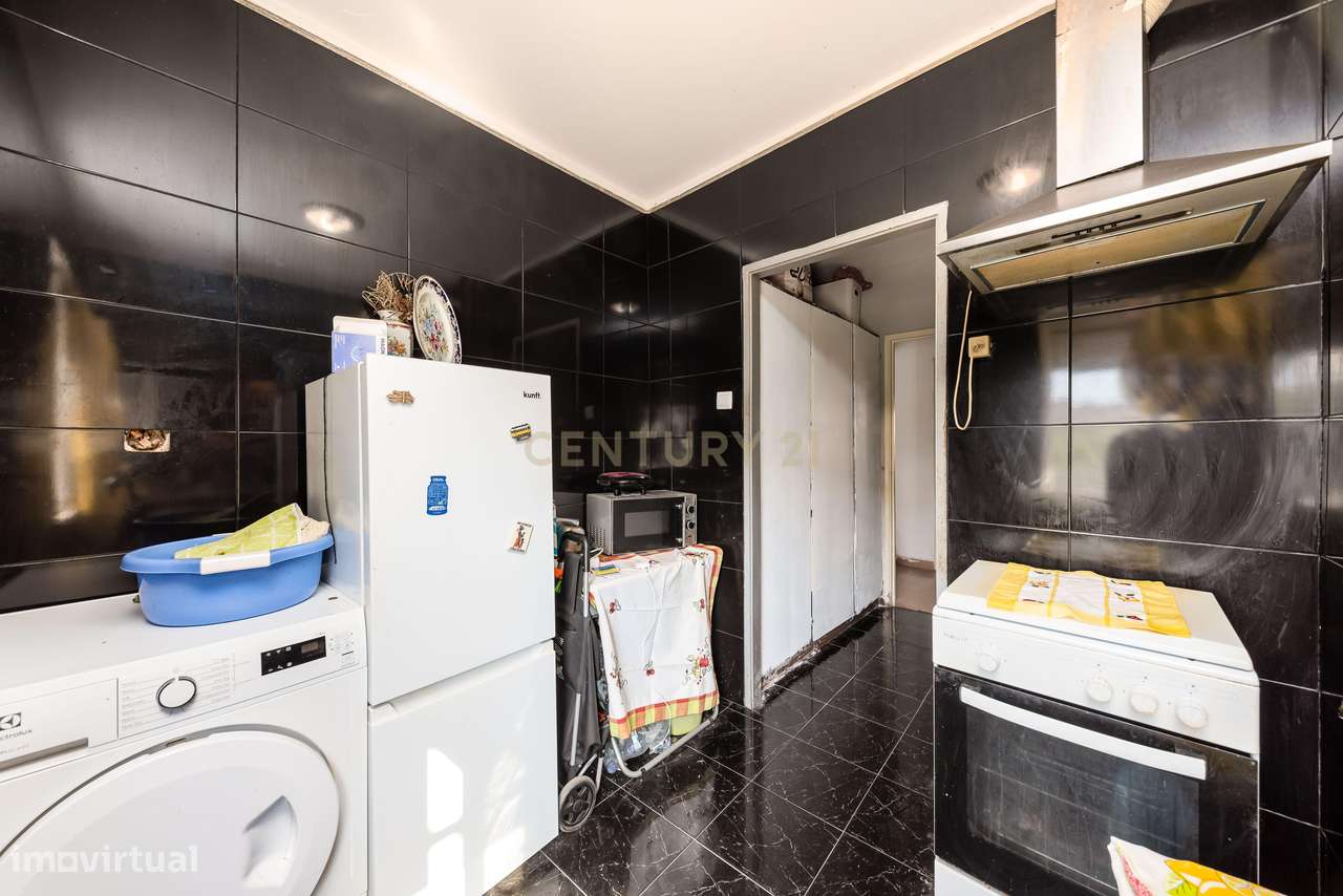 Apartamento T2 pronto a habitar Vialonga-5