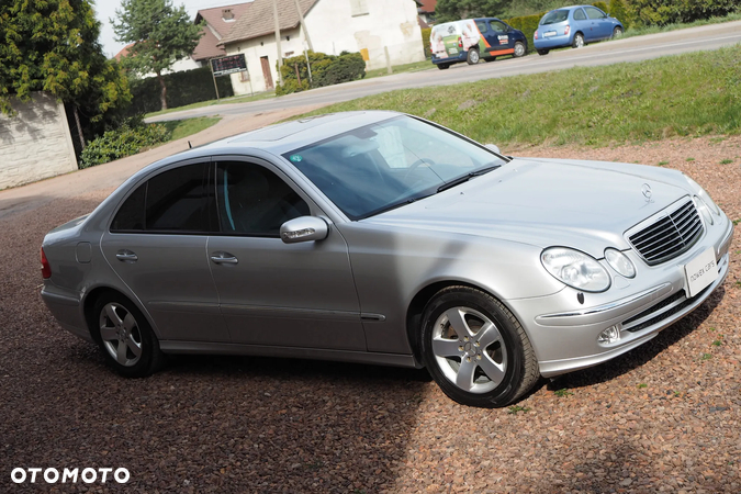 Mercedes-Benz Klasa E 320 Avantgarde - 14